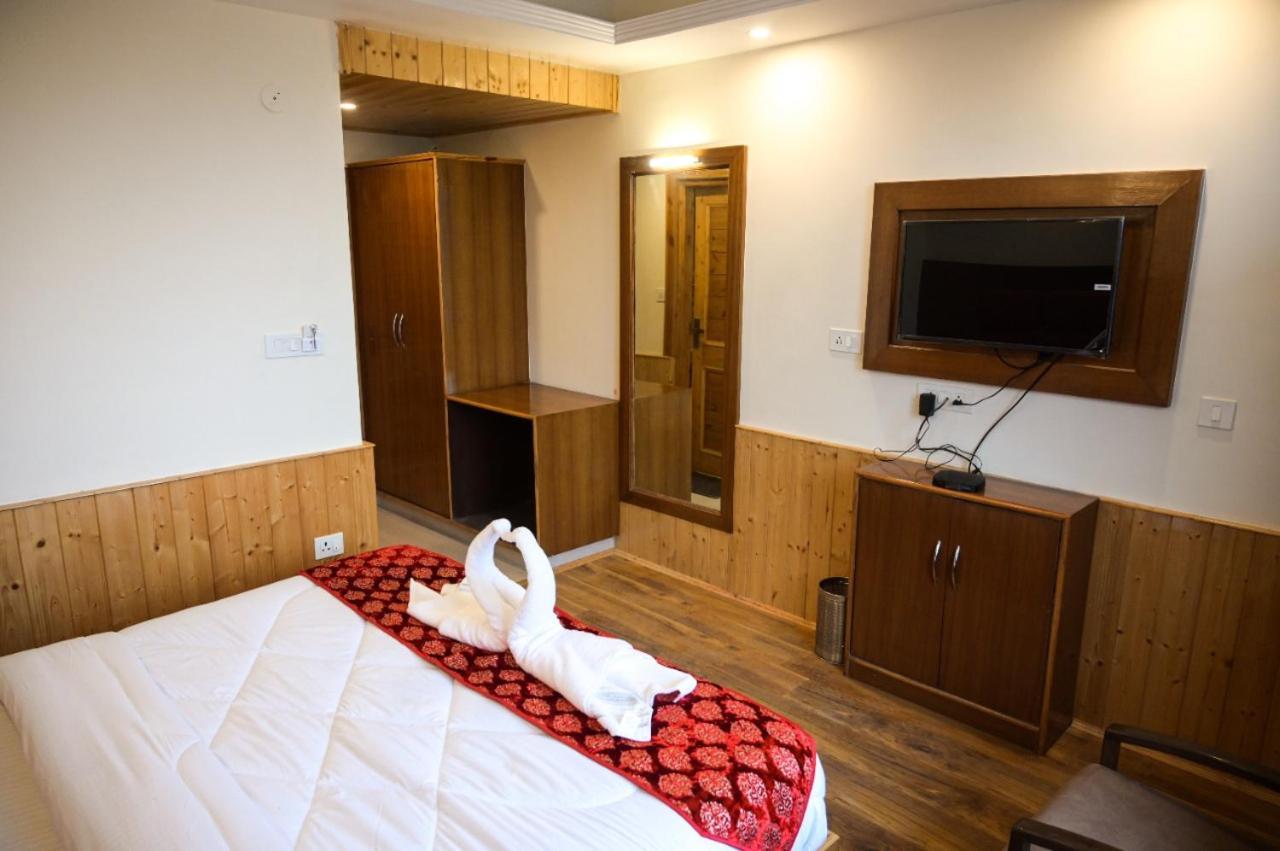 Lotus Inn Rohtang View Manali  Bagian luar foto
